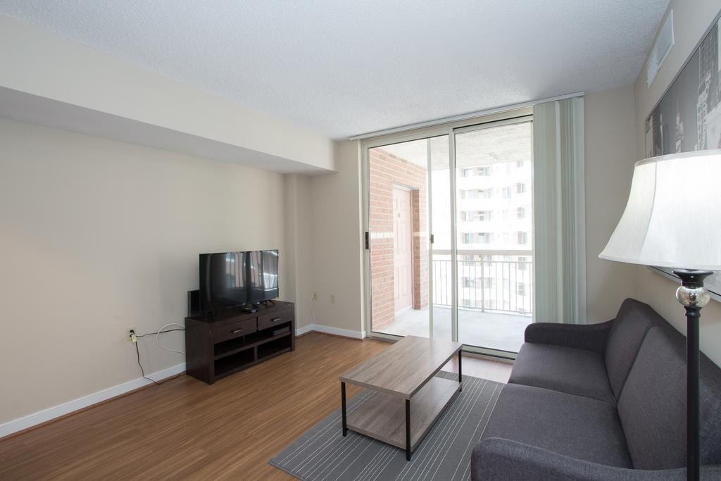 Pentagon City Luxury Apartment Arlington Exterior foto